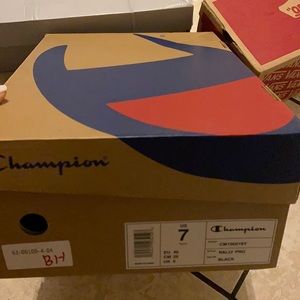 Champion shoes| size 7|